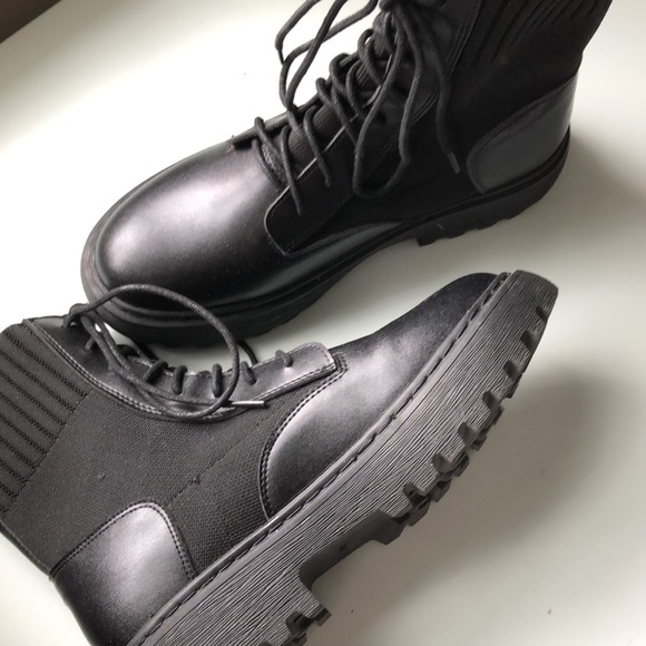 NEW! Women’s Black Sock boots with laces! Never worn! - Picture 4 of 8